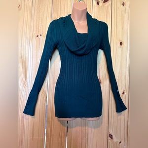 Long sleeve, forest green, cowl neck top